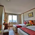 Sunny 3 Hotel