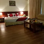 Sunny 3 Hotel