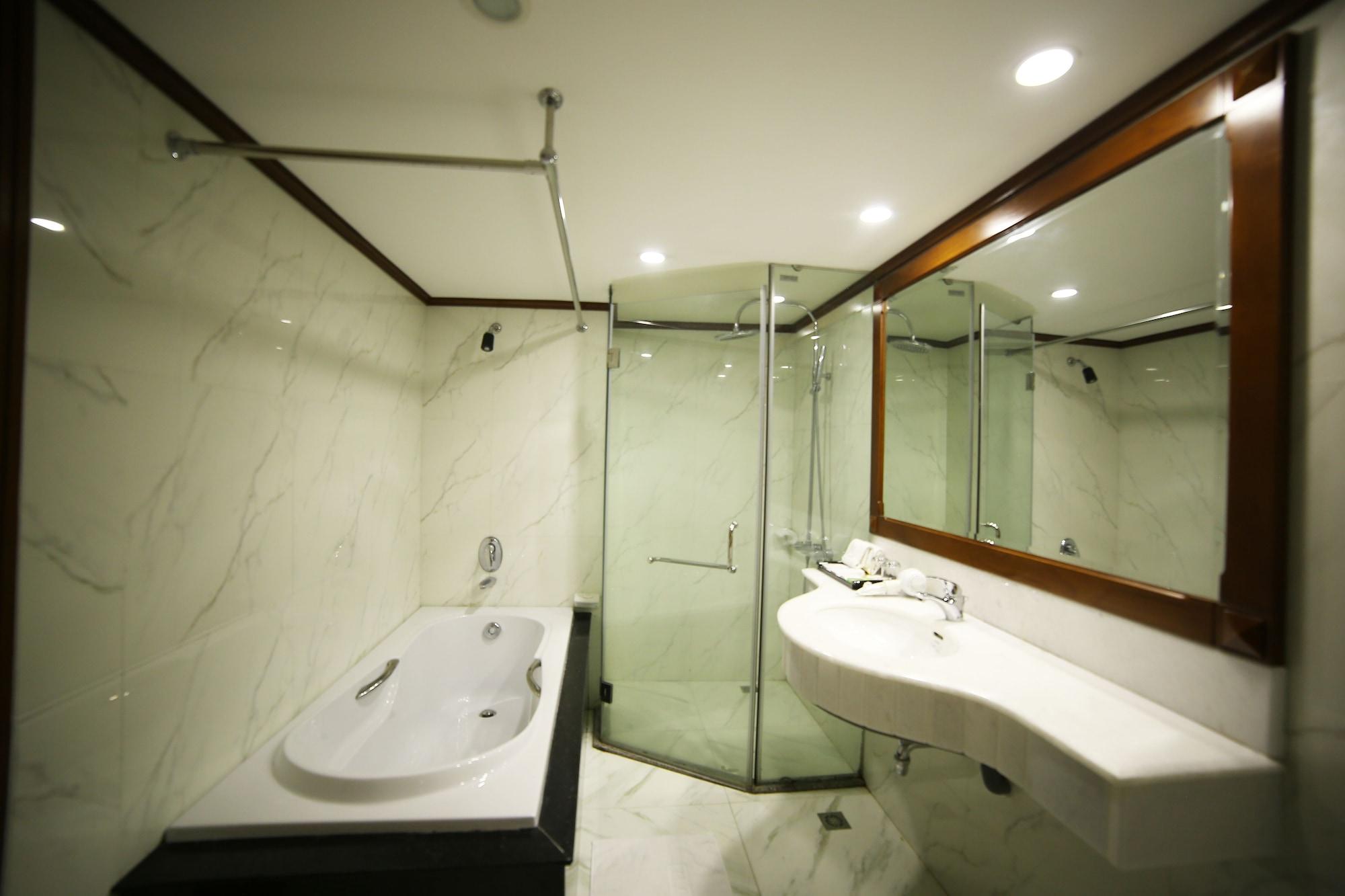 Sunny 3 Hotel Hanoi