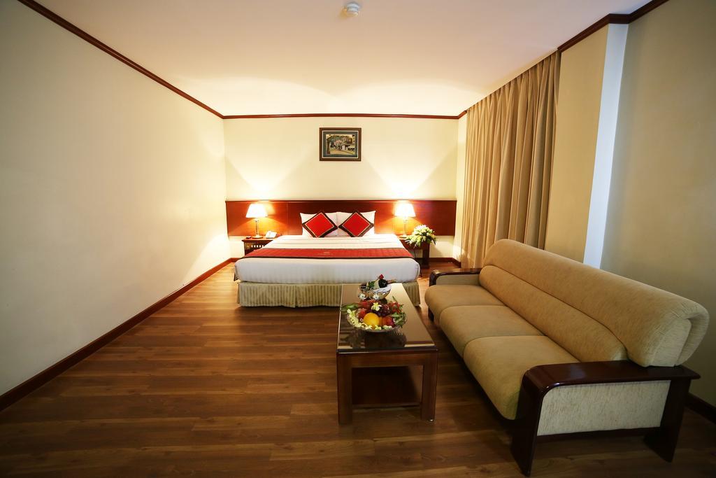 Sunny 3 Hotel 3*